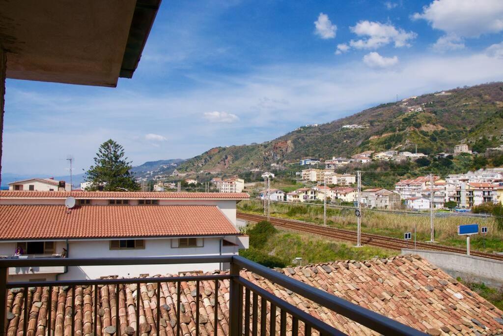 Comfort In Riva Al Mare Belmonte Calabro Εξωτερικό φωτογραφία